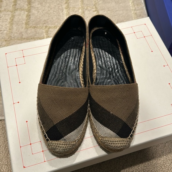 Burberry Espadrilles - Picture 1 of 4